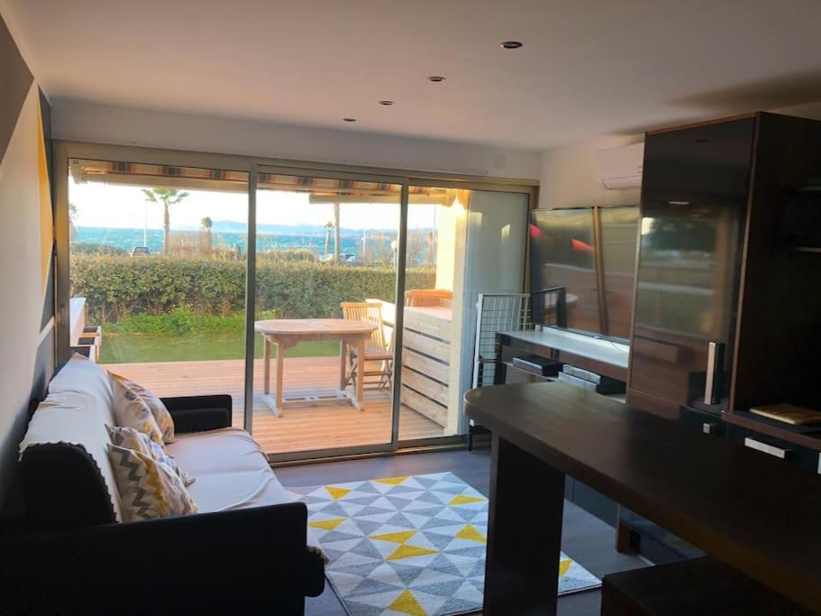 Petite Endroit Splendide. Six-Fours-les-Plages Exterior foto